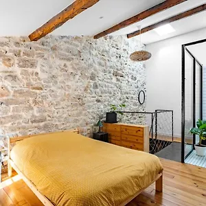  Hébergement de vacances Singulary House-loft With Ac Downtown - Dodo Et Tartine